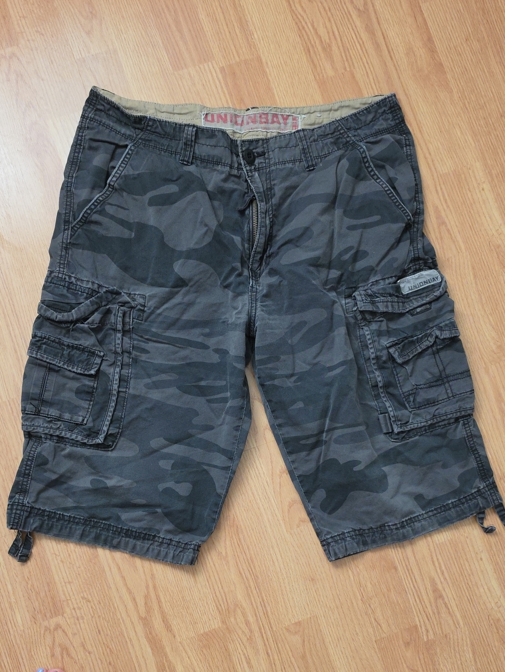 UNIONBAY Men's Black Gray Camo Cargo Shorts